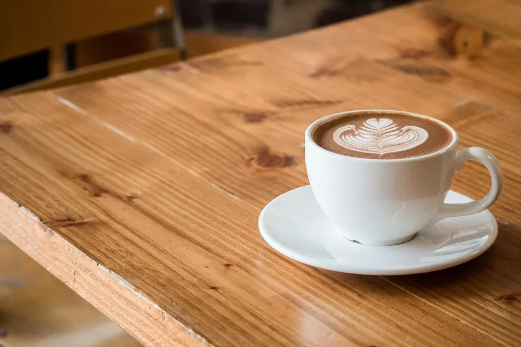 een perfecte cappuccino met een melkopschuimer zonder PFAS, BPA én Teflon
